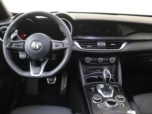 Alfa Romeo Stelvio 2.0 T GME AWD Sprint OPEN DAK !!