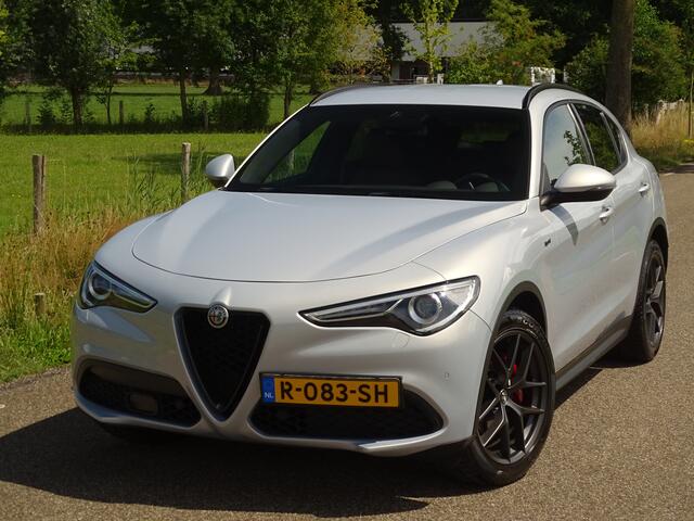 Alfa Romeo Stelvio 2.2 B-Tech Veloce St. | 20inch | 230PK | Ti-Dif. | 20 inch | Ad.Cruise | Lane | Squadra