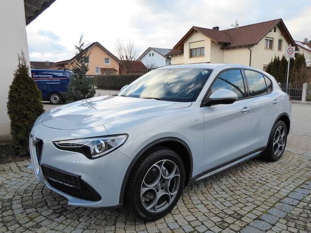 Alfa Romeo Stelvio 2.0T Q4 Ti (206kW/280pk) ** Bi-XENON/LED, NAVI+, LEDER, ACC, 19-inch LMV, MEM ** 1e EIG - 18.700 km - UNFALLFREI ** ** INFORMEER OOK NAAR ONZE AANTREKKELIJKE FINANCIAL-LEASE TARIEVEN **