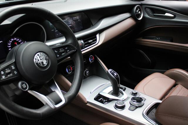 Alfa Romeo Stelvio 2.0 T AWD Leder Navi Camera ACC Android Elektr. achterklep Stuurverwarming PDC Stoelverwarming Xenon