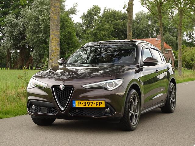 Alfa Romeo Stelvio 2.2d AWD Q4 210PK Veloce | Schuifdak | Ad.Cruise | All-season | Bronzo | Camera | Uniek en netjes!