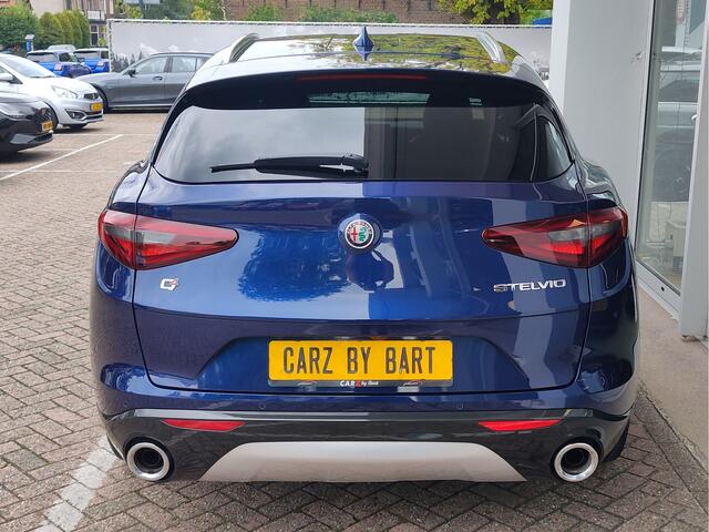 Alfa Romeo Stelvio 2.0 T AWD Ti AUTOMAAT Bruin leder | Trekhaak wegklapbaar | Stoelverwarming