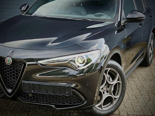 Alfa Romeo Stelvio 2.0 T AWD VELOCE INT. / ADAPT CRUISE / CARPLAY / SCHAKELFLIPPERS