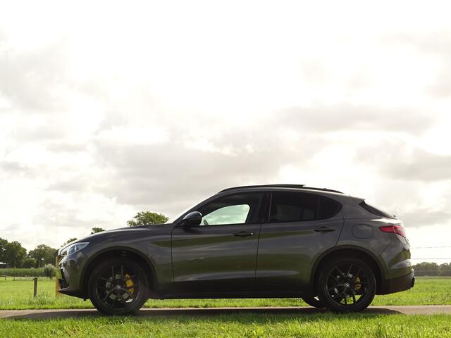Alfa Romeo Stelvio 2.0 T AWD Veloce | Carplay | Schuifdak | H+K | Trekhk | FullFullFull!