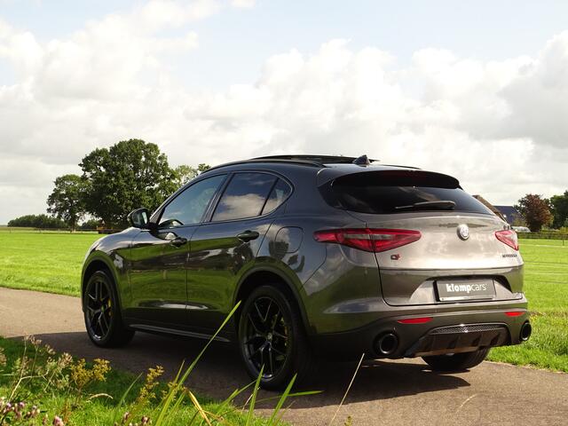 Alfa Romeo Stelvio 2.0 T AWD Veloce | Carplay | Schuifdak | H+K | Trekhk | FullFullFull!