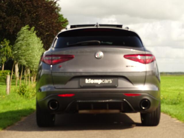 Alfa Romeo Stelvio 2.0 T AWD Veloce | Carplay | Schuifdak | H+K | Trekhk | FullFullFull!