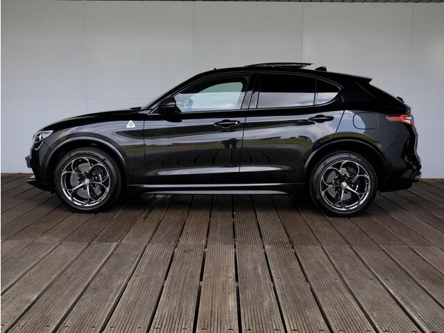 Alfa Romeo Stelvio 2.9 V6 AWD Quadrifoglio | Pano | Keramische remmen | Akrapovic | 510 PK |