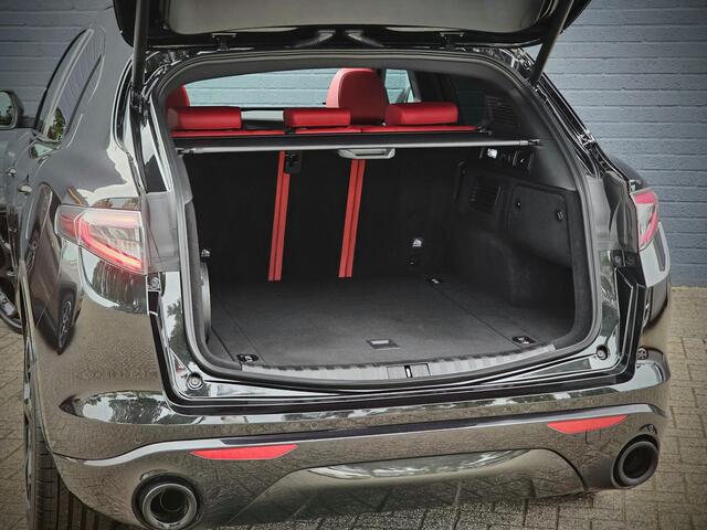 Alfa Romeo Stelvio 2.0 T AWD Veloce / PANO / ADAS 2 / ROOD LEDER / 21''