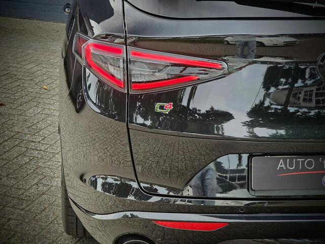 Alfa Romeo Stelvio 2.0 T AWD Veloce / PANO / ADAS 2 / ROOD LEDER / 21''