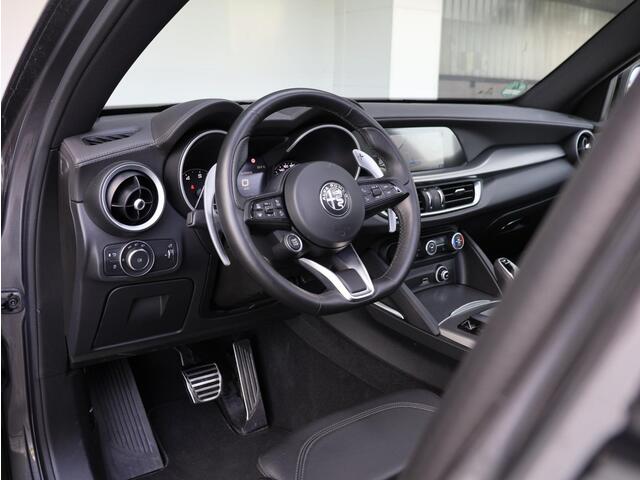 Alfa Romeo Stelvio 2.0 T AWD Veloce 280pk | Pano-Dak | 21"| Stoel Stuur Verwarming |