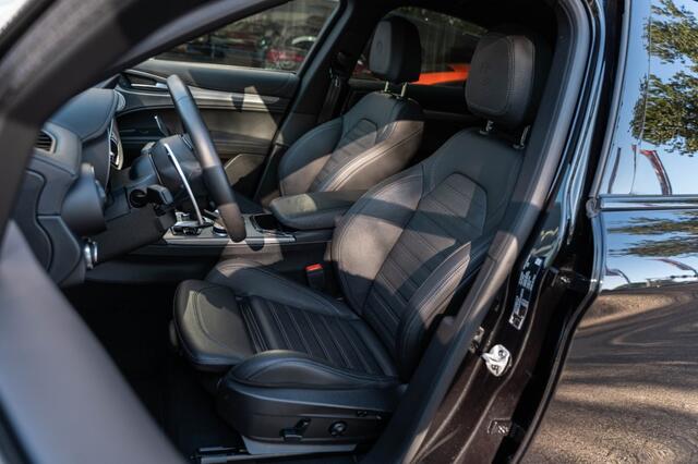 Alfa Romeo Stelvio 2.0 T 280pk GME AWD Veloce My24 Leder Dashboard HK