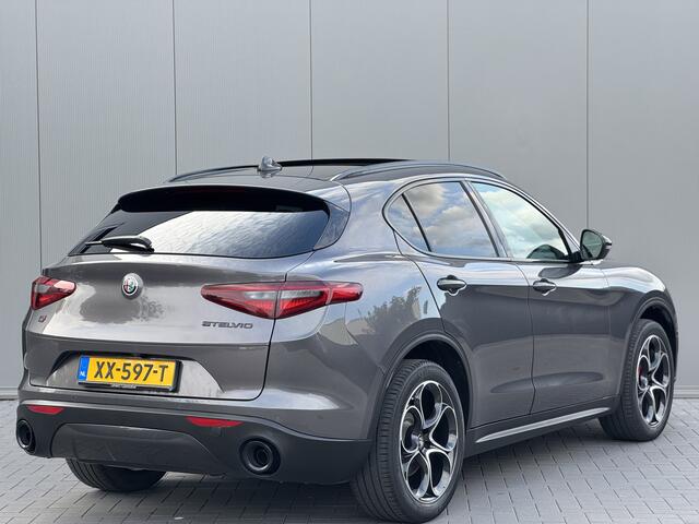 Alfa Romeo Stelvio 2.0 T AWD B-Tech Veloce | Panorama | Adaptive Cruise | Keyless