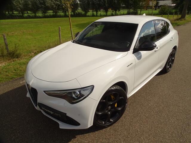 Alfa Romeo Stelvio 2.0 T AWD Veloce|BTW-auto |Trekhk|21"|Ad.Suspention| Giallo|All BLACK|Ti-dif.