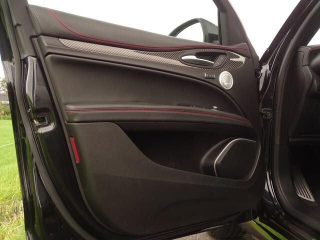 Alfa Romeo Stelvio 2.9 V6 AWD Quadrifoglio | BTW-auto | Unieke Kmstand!