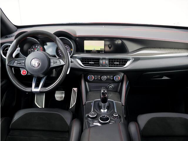 Alfa Romeo Stelvio 2.9 V6 AWD Quadrifoglio | NL auto | Harman/Kardon | Carbon |