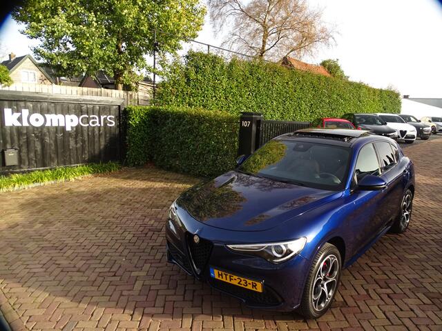 Alfa Romeo Stelvio 2.0 T AWD 310PK Veloce | Carplay | Customized | Schuifdak | Cognac Leer | Squadra