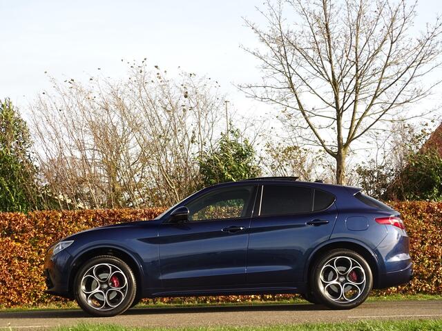 Alfa Romeo Stelvio 2.0 T AWD 310PK Veloce | Carplay | Customized | Schuifdak | Cognac Leer | Squadra