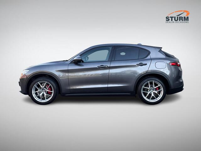 Alfa Romeo Stelvio 2.0 T AWD Super Veloce Interieur NL-Auto + Afneembare Trekhaak!