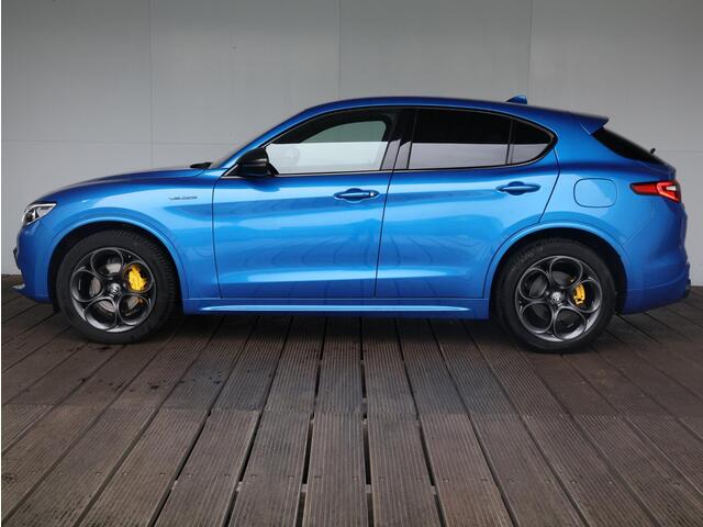 Alfa Romeo Stelvio 2.0 T AWD Veloce | Adap. Cruise Control | Sportstoelen | Schakelflippers | 20" velgen | Stoel- en stuurverwarming