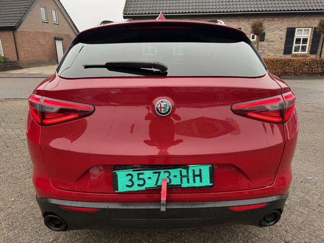 Alfa Romeo Stelvio 2.2 JTD TI XENON/LEDER/NAVI