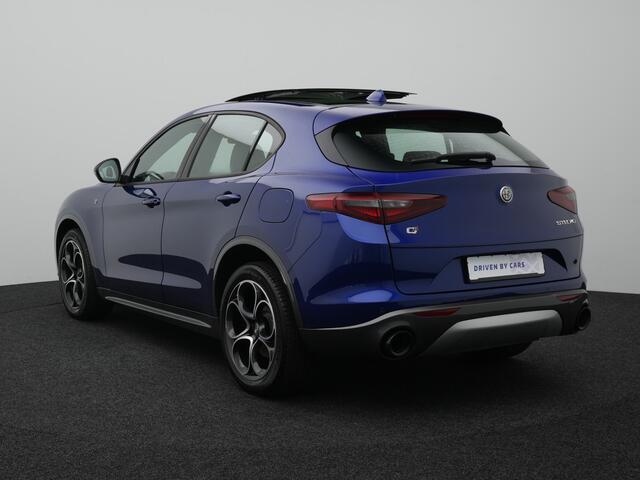 Alfa Romeo Stelvio 2.0 T AWD Ti | Lederen bekleding | Panoramisch schuif/kanteldak