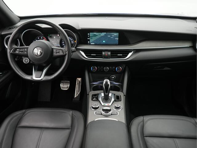 Alfa Romeo Stelvio 2.0 T AWD Ti | Lederen bekleding | Panoramisch schuif/kanteldak