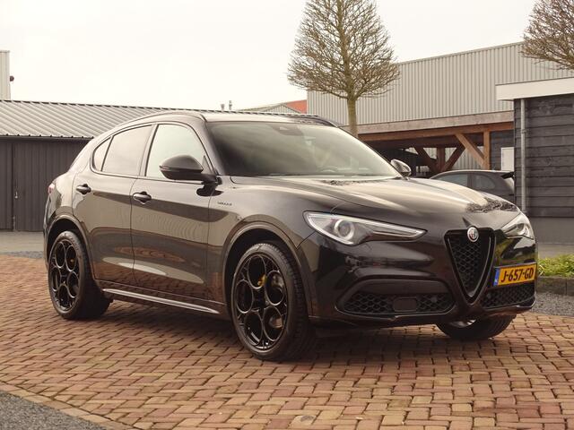 Alfa Romeo Stelvio 2.0 T AWD Veloce | Ad.Onderstel | Schuifdak | Trekh. | TI-dif. | 21 inch | Ad.Cruise | Giallo