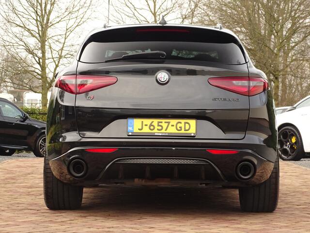 Alfa Romeo Stelvio 2.0 T AWD Veloce | Ad.Onderstel | Schuifdak | Trekh. | TI-dif. | 21 inch | Ad.Cruise | Giallo
