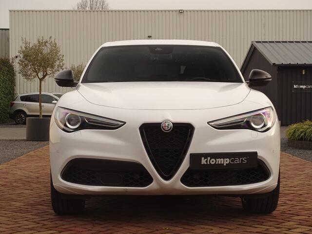Alfa Romeo Stelvio 2.0 T AWD Veloce|BTW-auto |Trekhk|21"|Ad.Suspention| Giallo|All BLACK|Ti-dif.