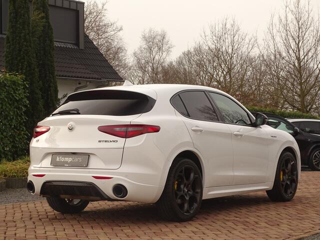 Alfa Romeo Stelvio 2.0 T AWD Veloce|BTW-auto |Trekhk|21"|Ad.Suspention| Giallo|All BLACK|Ti-dif.
