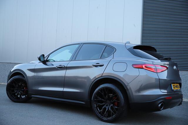 Alfa Romeo Stelvio 2.2JTD 180pk Super/Automaat8/Leder/Trekh./Camera/Concaver21"