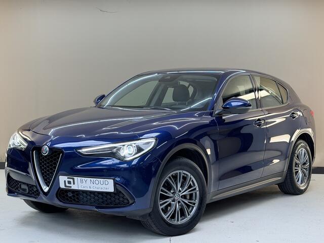 Alfa Romeo Stelvio 2.0 T AWD Super, 200Pk, 2018, 1ste eigenaar, Dealer onderhouden, Volledig leder, Trekhaak, Climate control, Stoelverwarming, Cruise control, Parkeersensoren,