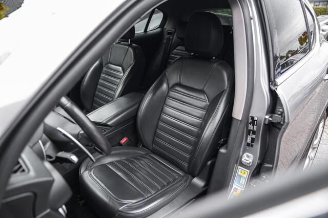 Alfa Romeo Stelvio 2.0 T AWD Veloce AWD Super First Edition 280 PK Leder Camera Keyless Stoel/Stuurverw. Elek Klep 20''