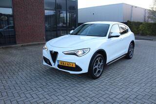 alfa-romeo-stelvio-2.0-t-awd-super-