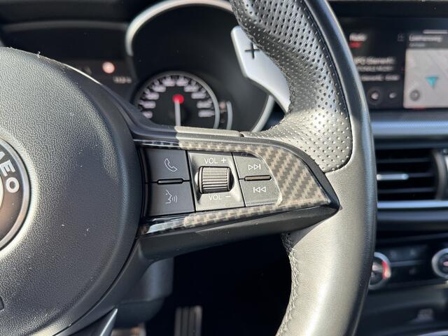 Alfa Romeo Stelvio 2.0 T AWD Veloce Ti Navi.Panodak.CruiseC.Carbon.Camara.LMV!!!