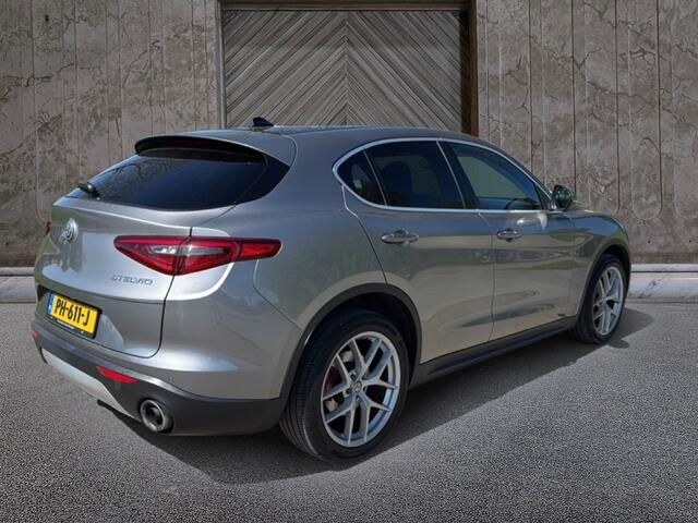 Alfa Romeo Stelvio 2.0 T AWD First Edition Q4