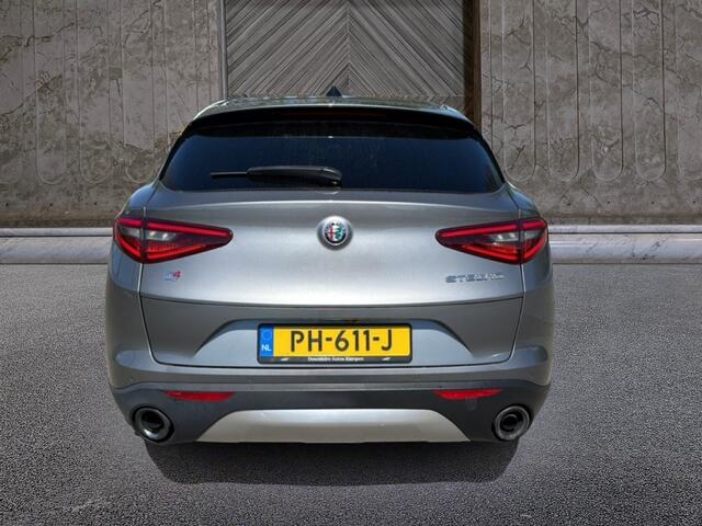 Alfa Romeo Stelvio 2.0 T AWD First Edition Q4