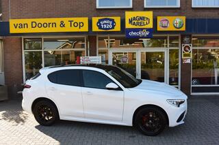 alfa-romeo-stelvio-2.0-t-awd-veloce