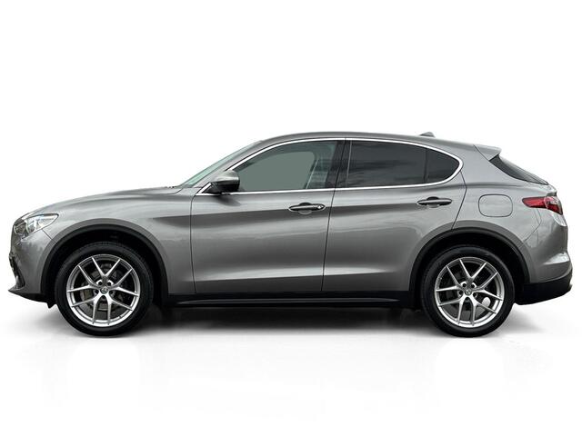 Alfa Romeo Stelvio 2.0 T AWD First Edition ? Xenon ? Leder ? Trekhaak