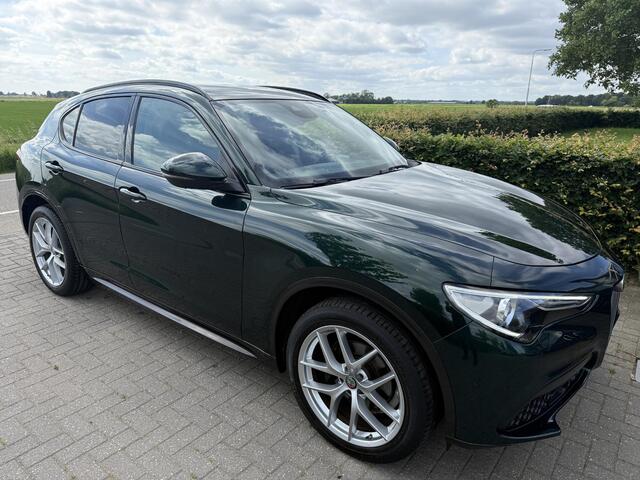Alfa Romeo Stelvio 2.0 T AWD Ti Verde visconti!! - Schakelflippers - Trekhaak
