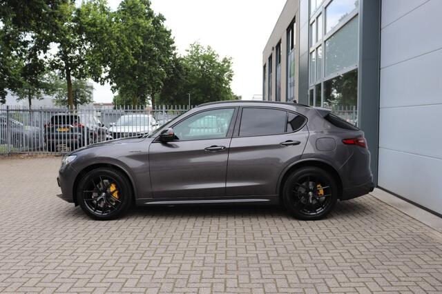Alfa Romeo Stelvio 2.0 T Q4 280PK VELOCE/PERF.PACK/MY21/LEDERDASH./ PAN.DAK/A.CARPLAY/20