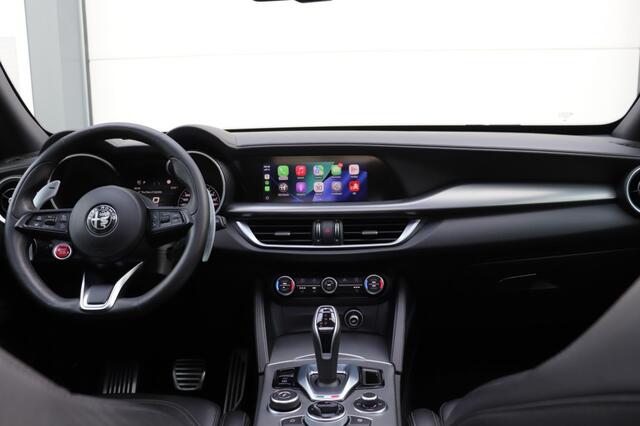 Alfa Romeo Stelvio 2.0 T Q4 280PK VELOCE/PERF.PACK/MY21/LEDERDASH./ PAN.DAK/A.CARPLAY/20