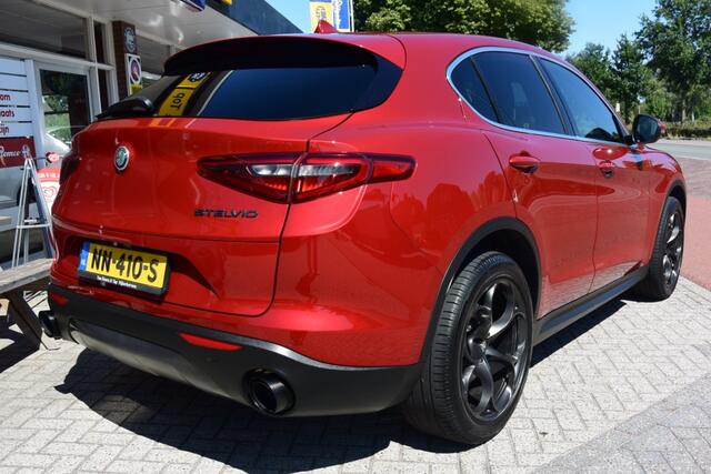 Alfa Romeo Stelvio 2.0 T AWD F.E.