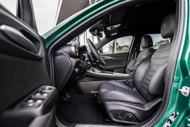 Alfa Romeo Tonale 1.5T Hybrid Veloce 360° camera | Leer | Stoelventilatie