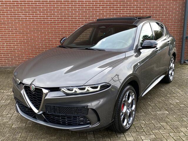 Alfa Romeo Tonale 1.3T PHEV TRIBUTO I. NAV ADAPT-CRUISE SCHUIFKANTEL DAK 360CAMERA CARPLAY