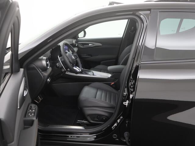 Alfa Romeo Tonale 1.5T Hybrid 160PK Veloce PANODAK|LEER|STOELVENTILATIE|WINTERPACK|20INCH|ACC|CAMERA|LED