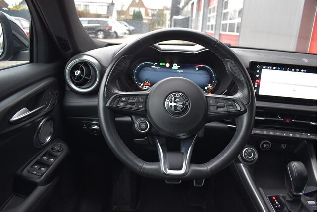 Alfa Romeo Tonale 1.3T PHEV Edizione Speciale Virtual cockpit, Adaptive cruise, Harman/Kardon, 360* camera
