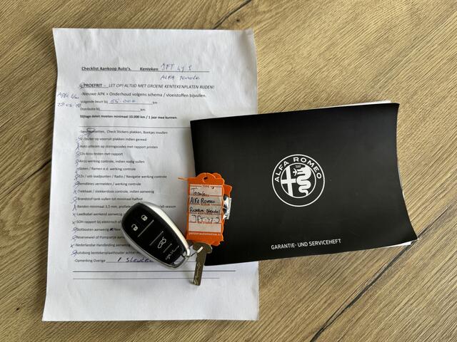 Alfa Romeo Tonale 1.5T Hybrid Ti GRATIS Afleverpakket! | Stuurverwarming | 360 Camera |