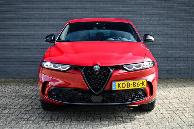 Alfa Romeo Tonale 1.5T Hybrid Veloce 160pk/ Leder/Alfa Rosso/Apple Carplay