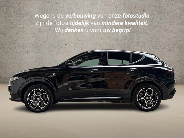 Alfa Romeo Tonale 1.3T PHEV Ti 280Pk Automaat (APPLE CARPLAY, GROOT NAVI, CAMERA, ADAPTIVE CRUISE, SPORTSTOELEN, GETINT GLAS, KEYLESS, ZWART HEMEL, NIEUWSTAAT)